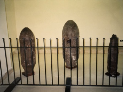 Monte CassinoBlindgångare som hittats efter kriget, klostrets museum.