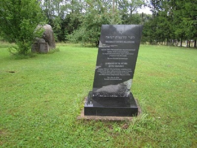 KuremäeThe new memorial monument and the old memorial monument in the background