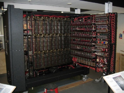 Bletchley ParkBombe encryption machine