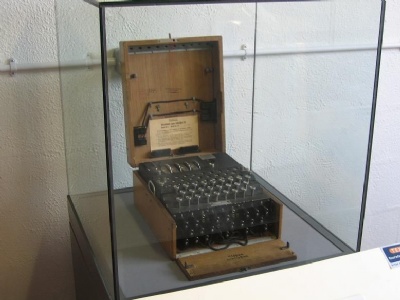 Bletchley ParkEnigma encryption machine