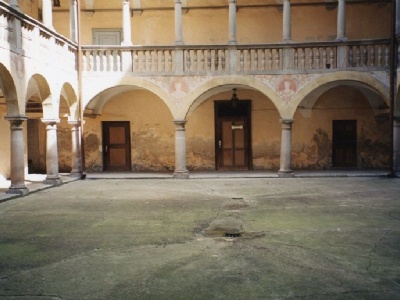 HartheimCstel inner yard with the patient's dressing room in front