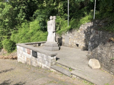 HuyMemorial monument