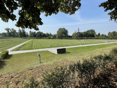 Terezin lilla fästningKyrkogård utanför lägret (2025)
