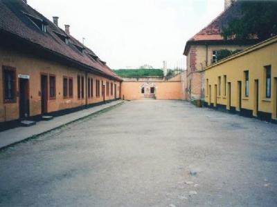 Terezin fästningLägergård