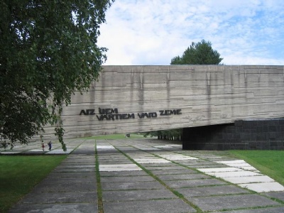 SalaspilsSalaspils monument