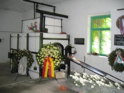 MelkCrematorium oven