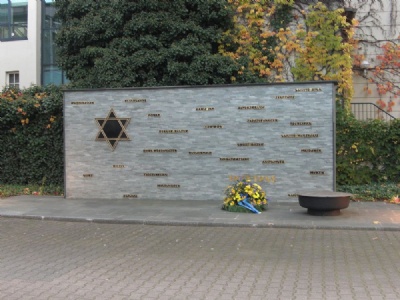 Berlin – FasanenstrasseMemorial monument