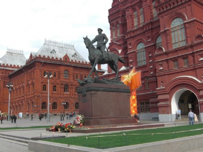 MoscowStatue General Zjukov in front of Red Square
