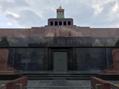 Moskva – Röda torgetLenins mausoleum