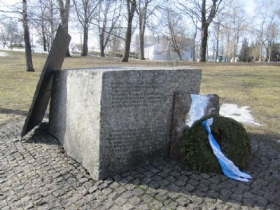Helsinki HarbourMemorial monument
