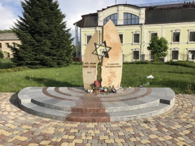 VinnitsaMemorial monument