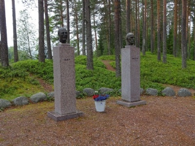 NybergsundBusts of King Hakoon and Prince Olav, King's Park