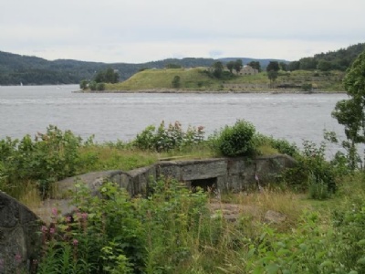 Oscarsborgs fästningOscarborgs fästning med Husviks batteri i förgrunden, det senare slogs ut av Blücher