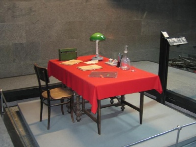 StalingradTable that von Paulus was interrogated at General Shulimov's HQ, Panorama museum