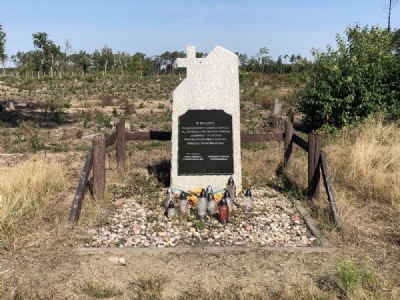 GnieznoMemorial monument, Nowaszyce
