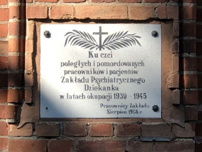 GnieznoChapel memorial tablet