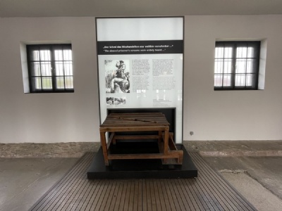 DachauPrygelbänk (2026)