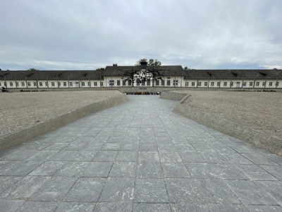 DachauHuvudbyggnad och monument (2026)