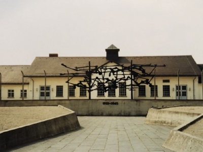 DachauMinnesmonument (lägerköket bakom)