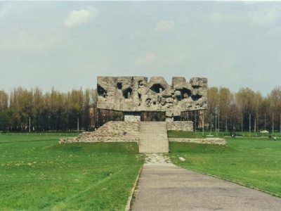 MajdanekMinnesmonument (1997)