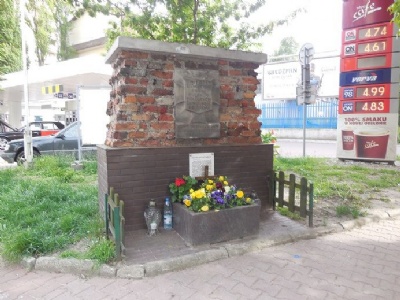 Warszawa – OchotaMinnesmonument i korsningen vid Tarczynska och Daleka