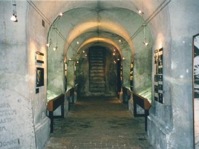 Karel BoromejskyInside the crypt