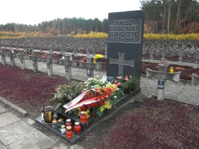 PalmiryThe Olympic champion Janusz Kusocinski's symbolic  grave