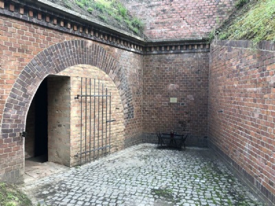 Posen – Fort VIIDeath Wall där fångar sköts