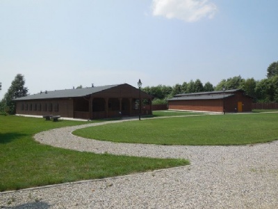 Pustków – OsiedleReconstructed barracks, today's museum