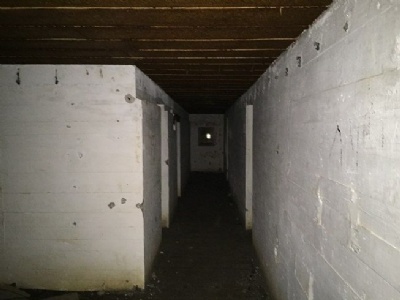 Szeroki BórInuti bunkern