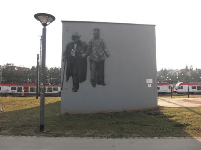 Wiesbaden BahnhofMemorial monument