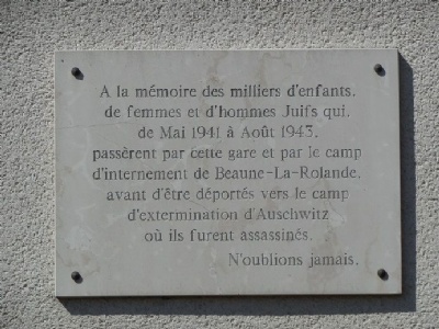 Beaune-la-RolandeMemorial tablet at the Station