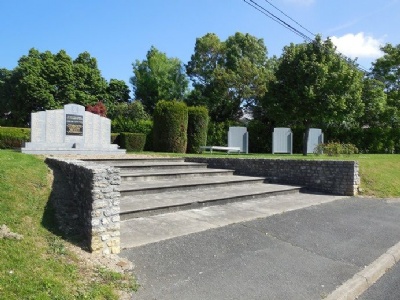 Beaune-la-RolandeMemorial monument