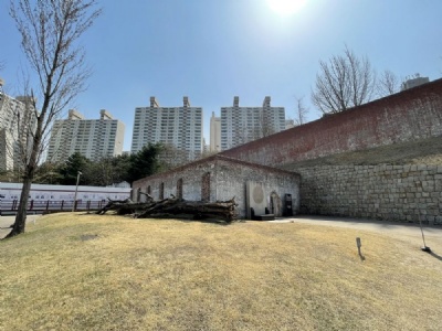 Seodaemun fängelseMur som omger avrättningshuset