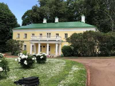 Gorki LeninskiyeOne of the Mansion's wing